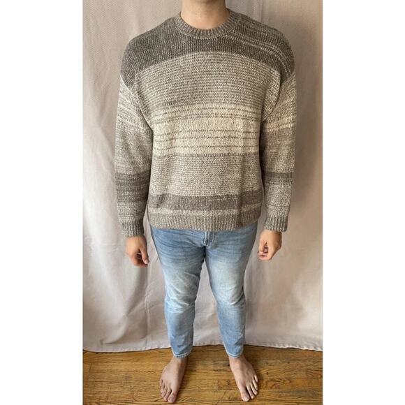 Abercrombie & Fitch Men's Oatmeal & Gray Oversized Fuzzy Soft Sweater Size Large - Picture 3 of 8